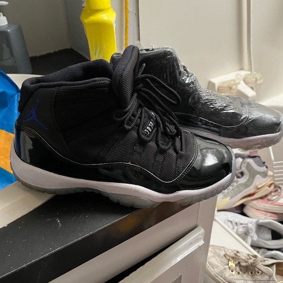 All shoes $50 a pair! - Picture 6 of 11